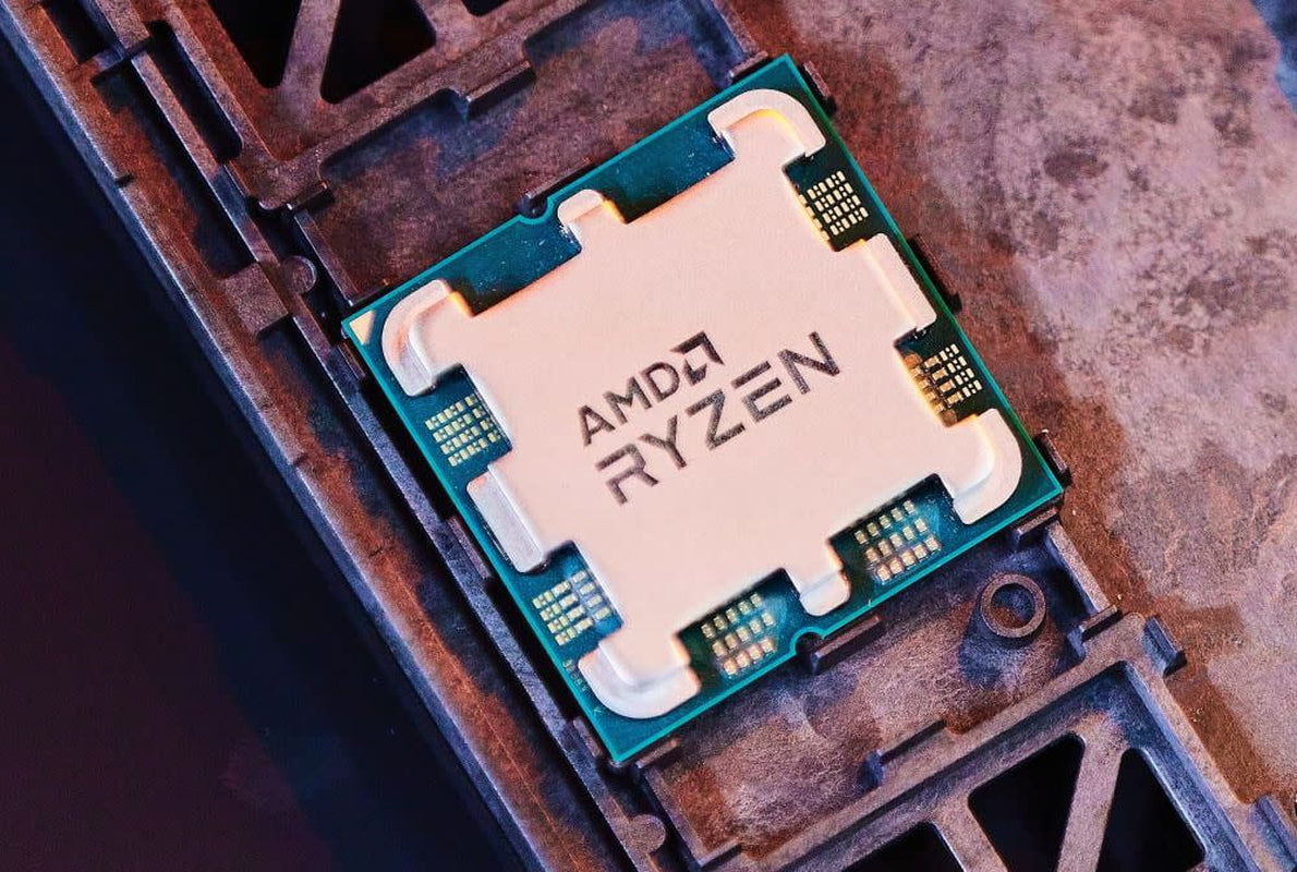 Ryzen 7 7800X3D, 8-Core Socket AM5 120W Processor with Radeon Graphics